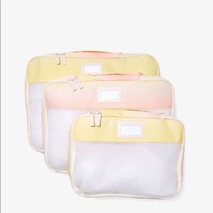 Calpak packing cubes set of 3